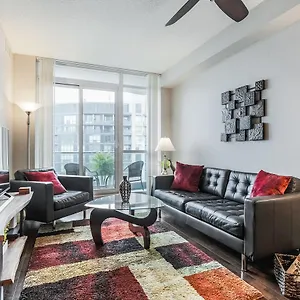 gorgeous-downtown-oasis-with-lake-views-parking.niagara-fallshotels.com/