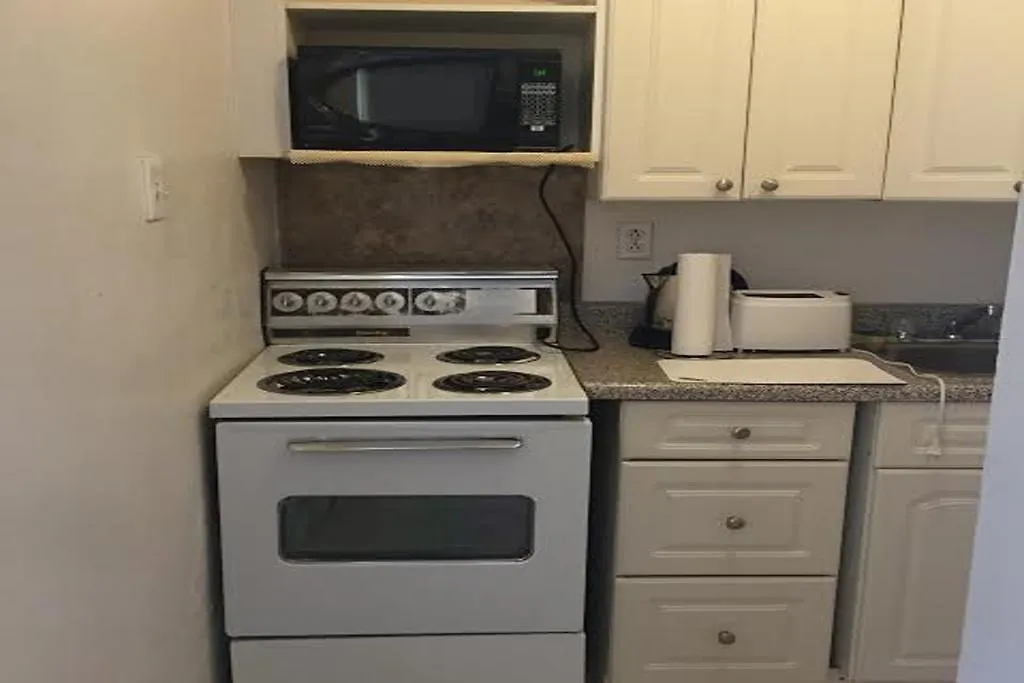 Alisa Guest Suites Toronto Apartment