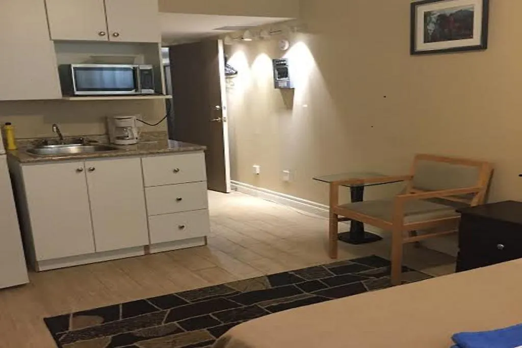 Alisa Guest Suites Toronto