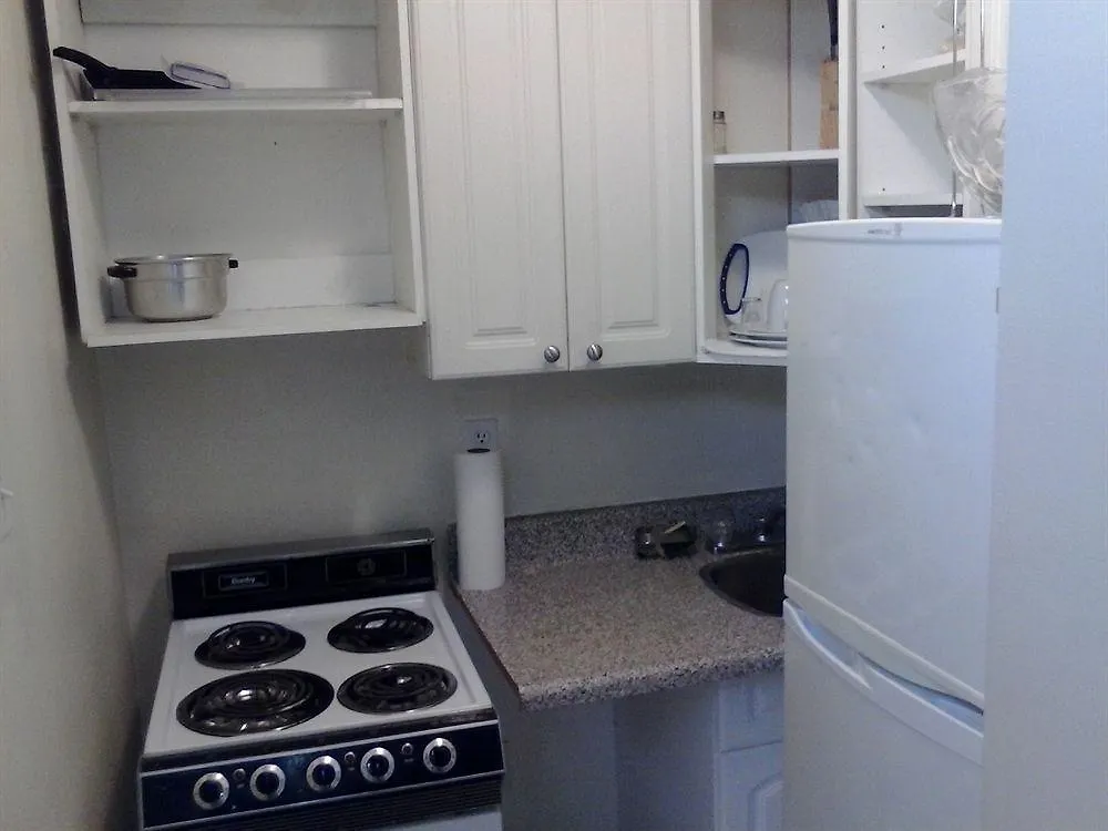 Apartment Alisa Guest Suites Toronto