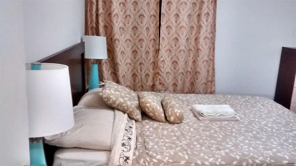 Alisa Guest Suites Toronto Apartment